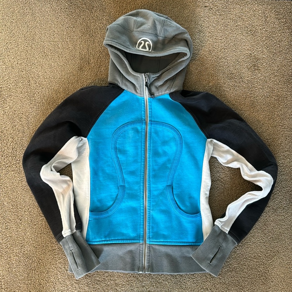 Women’s Lululemon Scuba Hoodie